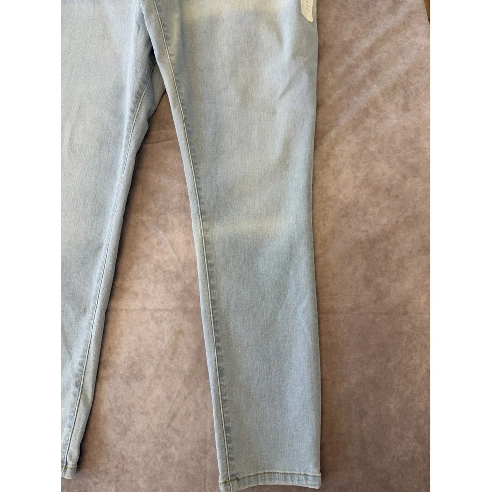 Ingrid & Isabel Maternity‎ Skinny Jeans 14 Light Wash Stretch Blue Denim NWT